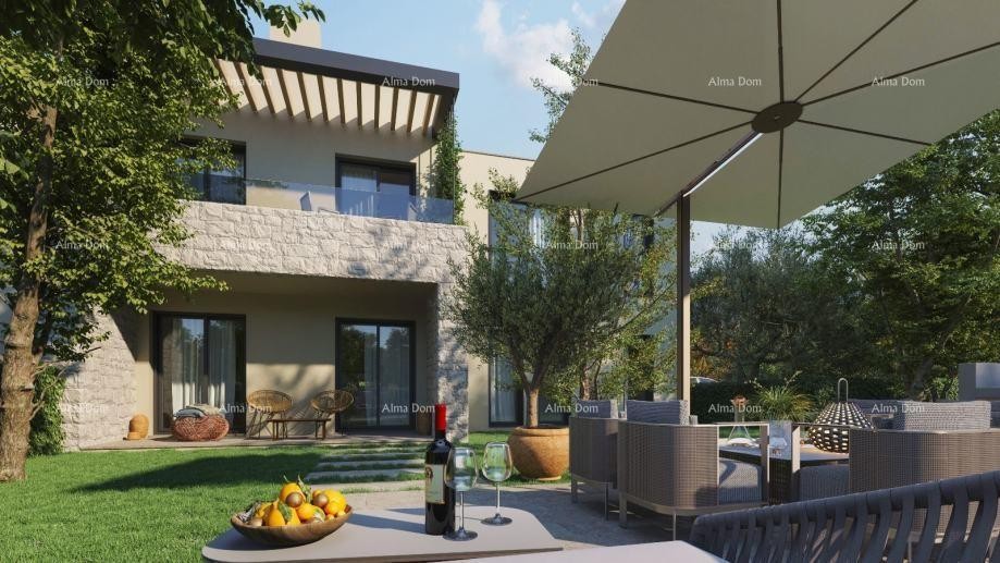 Poreč – appartamento con terrazza e giardino 9