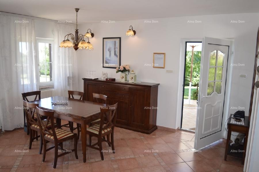 Prekrasna kuća sa bazenom! POREČ 6