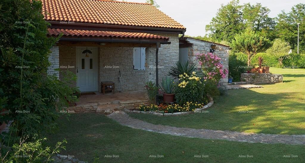 УМАГ, Дом, 144 м², с большим садом и летней кухней, полностью отремонтирован! 2