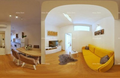 Pula, appartamento con 2 camere nel centro, 31 m² + terrazza e giardino