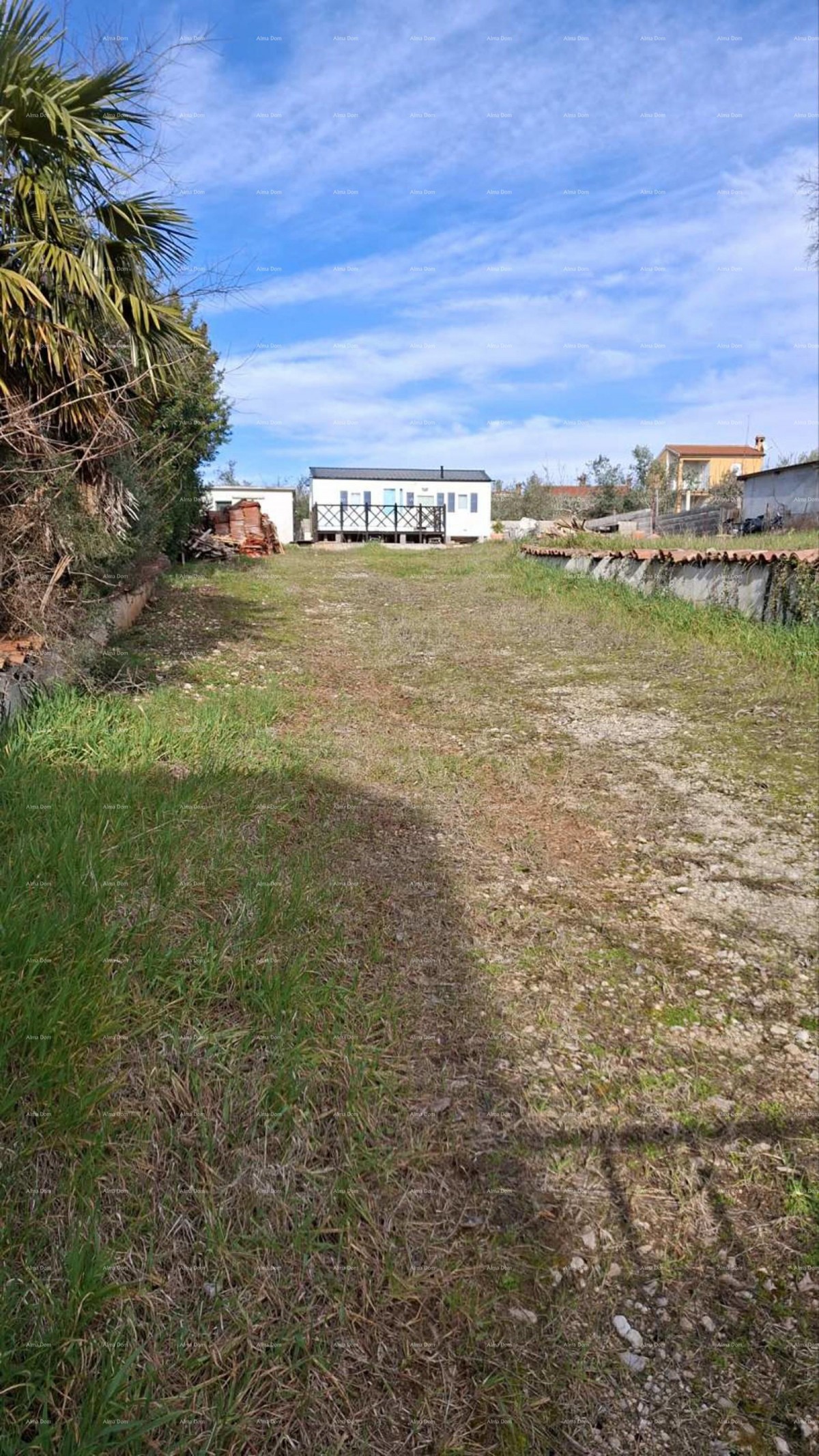Building land with a mobile home – Kaštelir 1