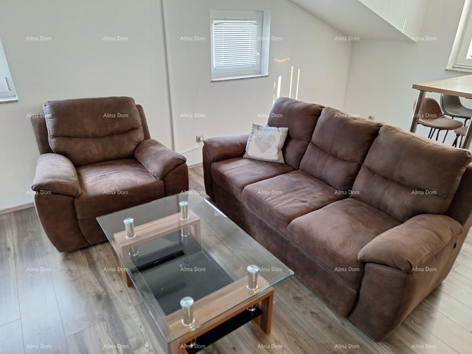 TAR – VABRIGA, STAN V PODKROVLJU, 84 m2 1