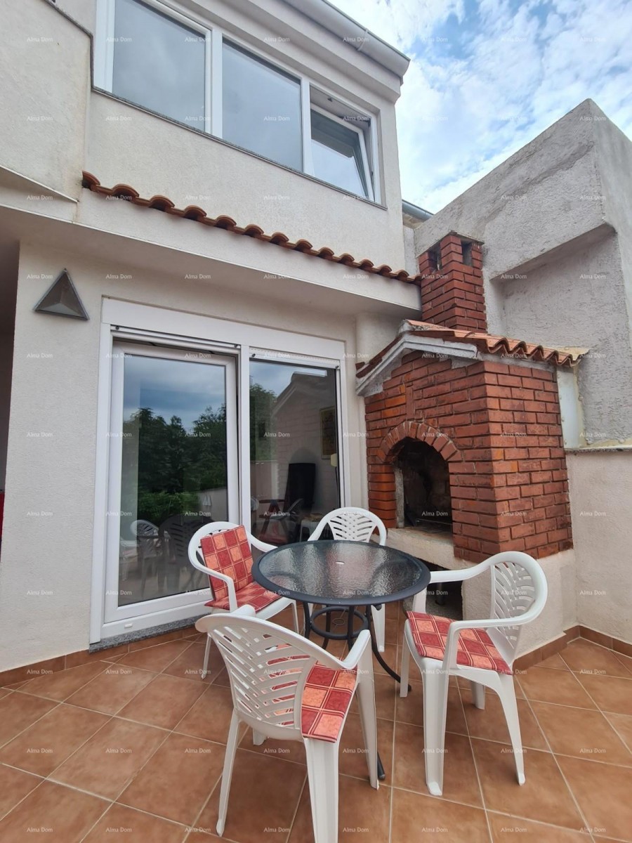 Дом с подсобным помещением. Medulin. 31