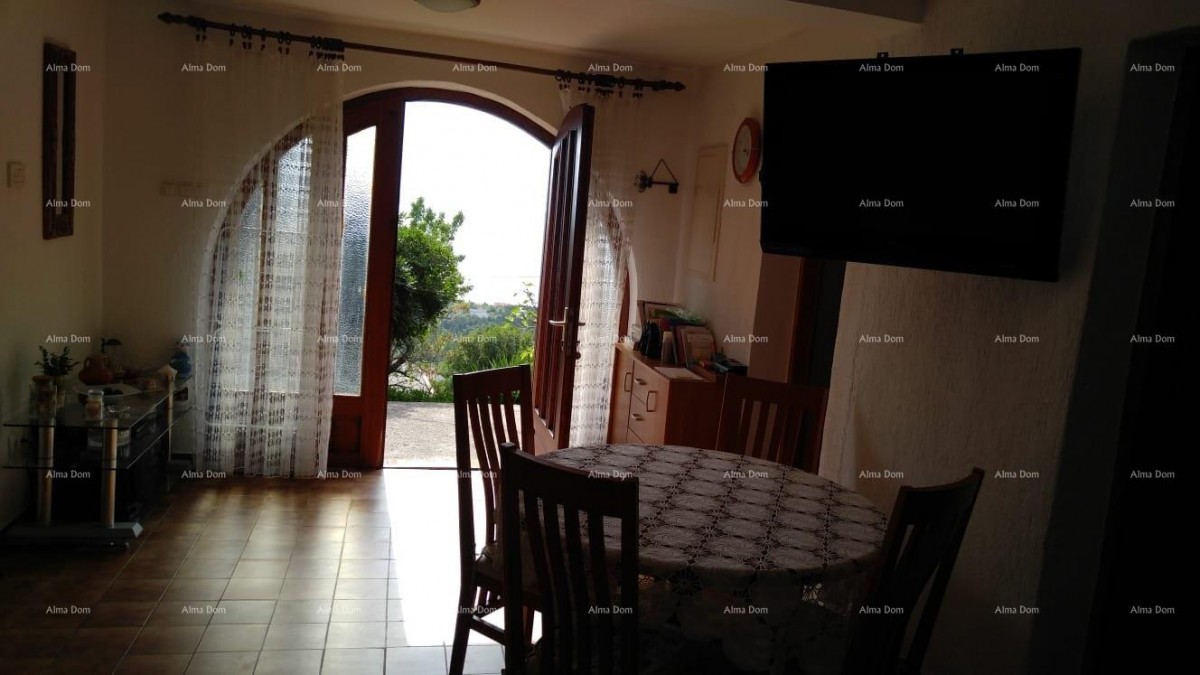 Дом Novi Vinodolski 32