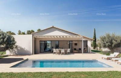 Građevinsko zemljište s dozvolom – projekt hiše s bazenom