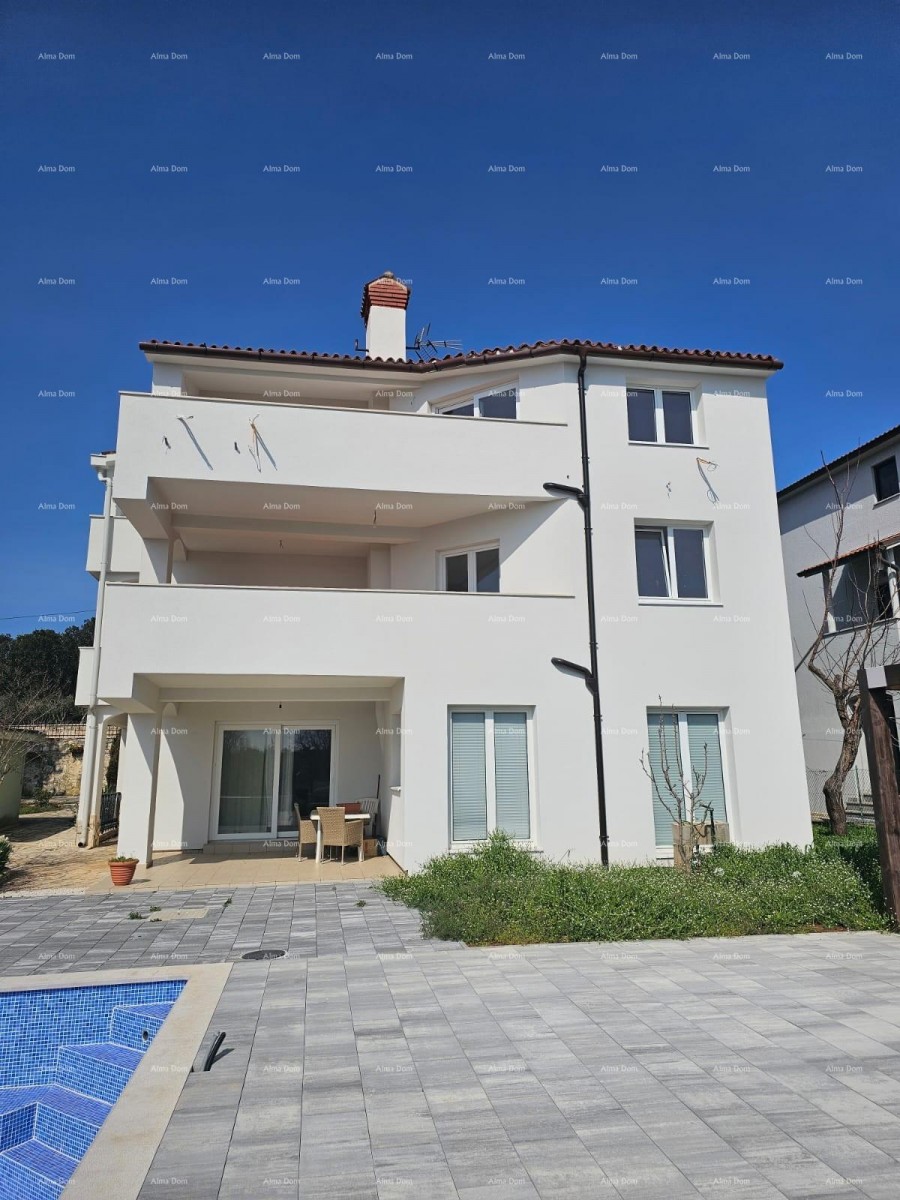 БАНЙОЛЕ – просторный дом с несколькими жилыми помещениями и дополнительным участком под застройку 1