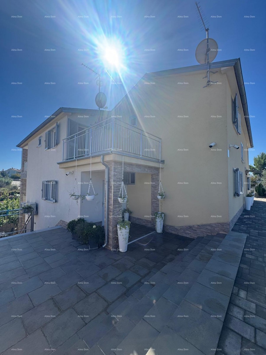 Prodaja - Moderna dupleks kuća s dvije odvojene stambene jedinice, Medulin! 7