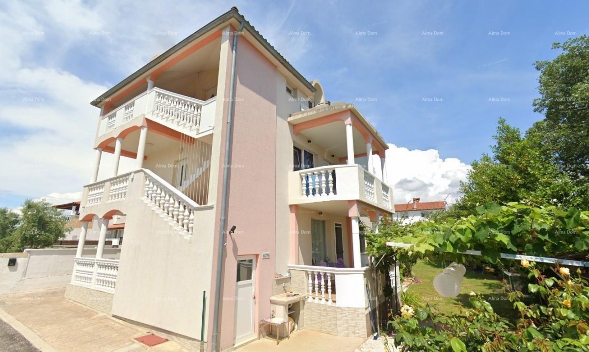 Samostojna hiša z apartmaji! 2