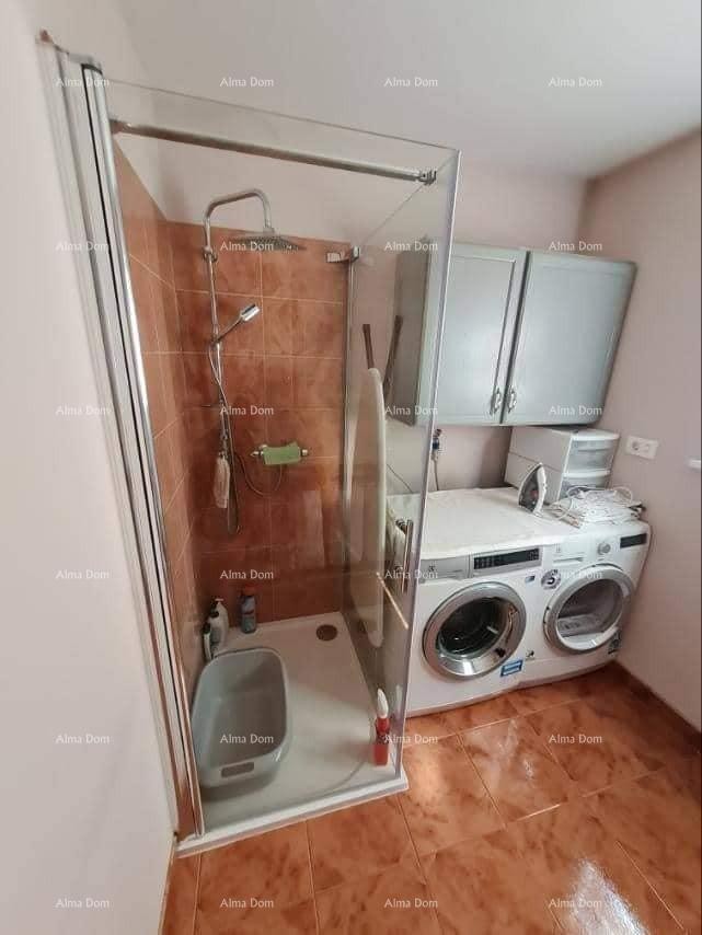 We are selling a house in a quiet location. Marčana. 4