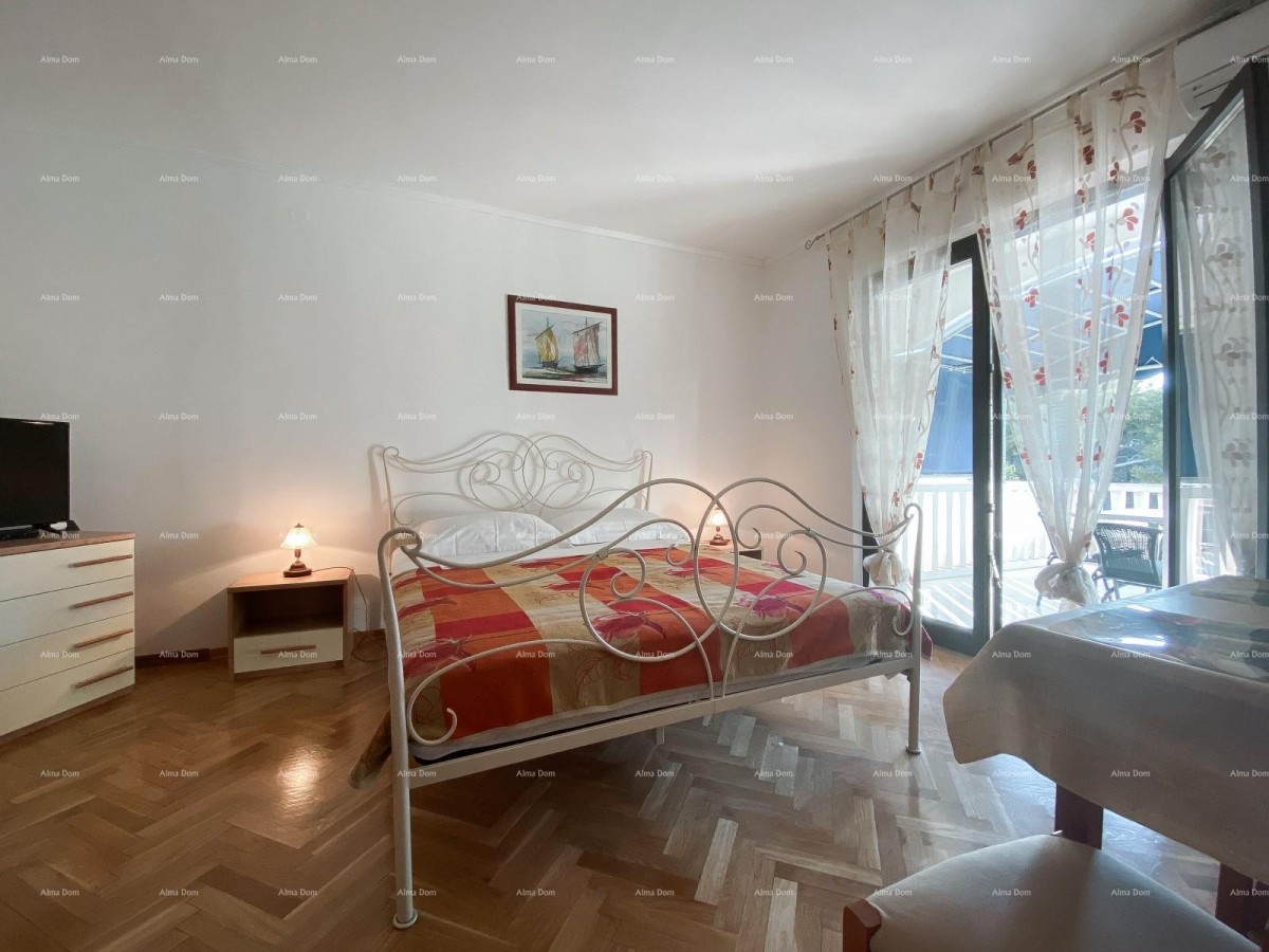 Beautiful villa with 6 apartments for sale in one of the best locations in Supetar, island of Brač! 27