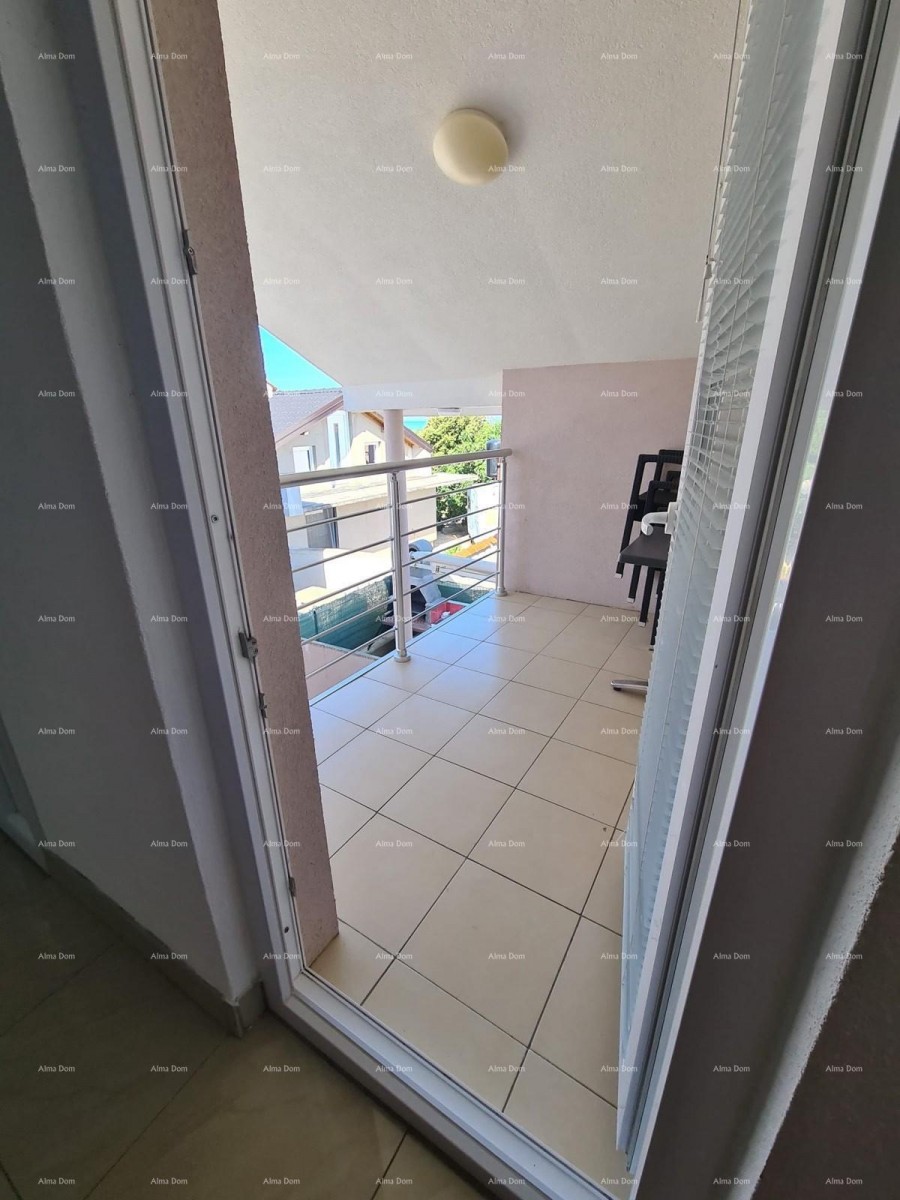 PEROJ, Stan na gornjem katu, blizu mora. 10