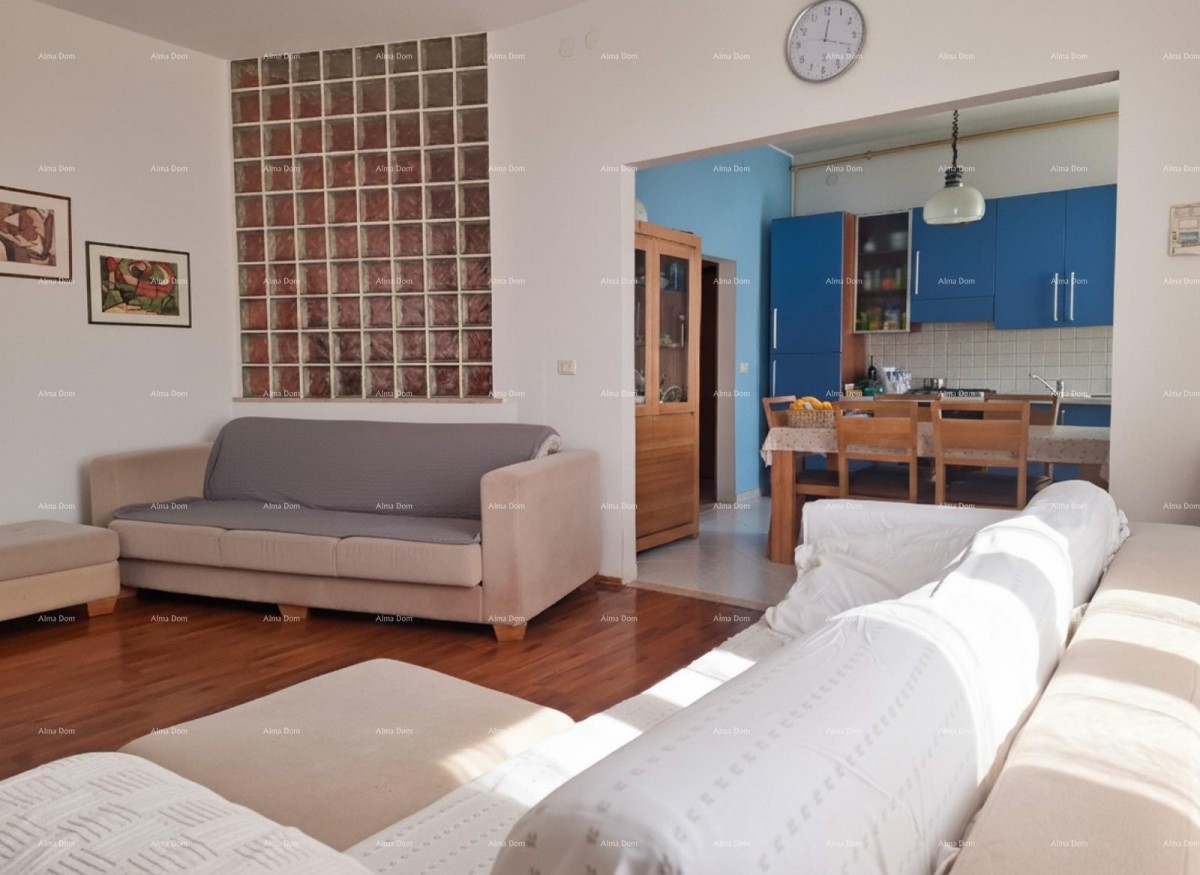 Appartamento trilocale di 81 m², Pula Veruda 17