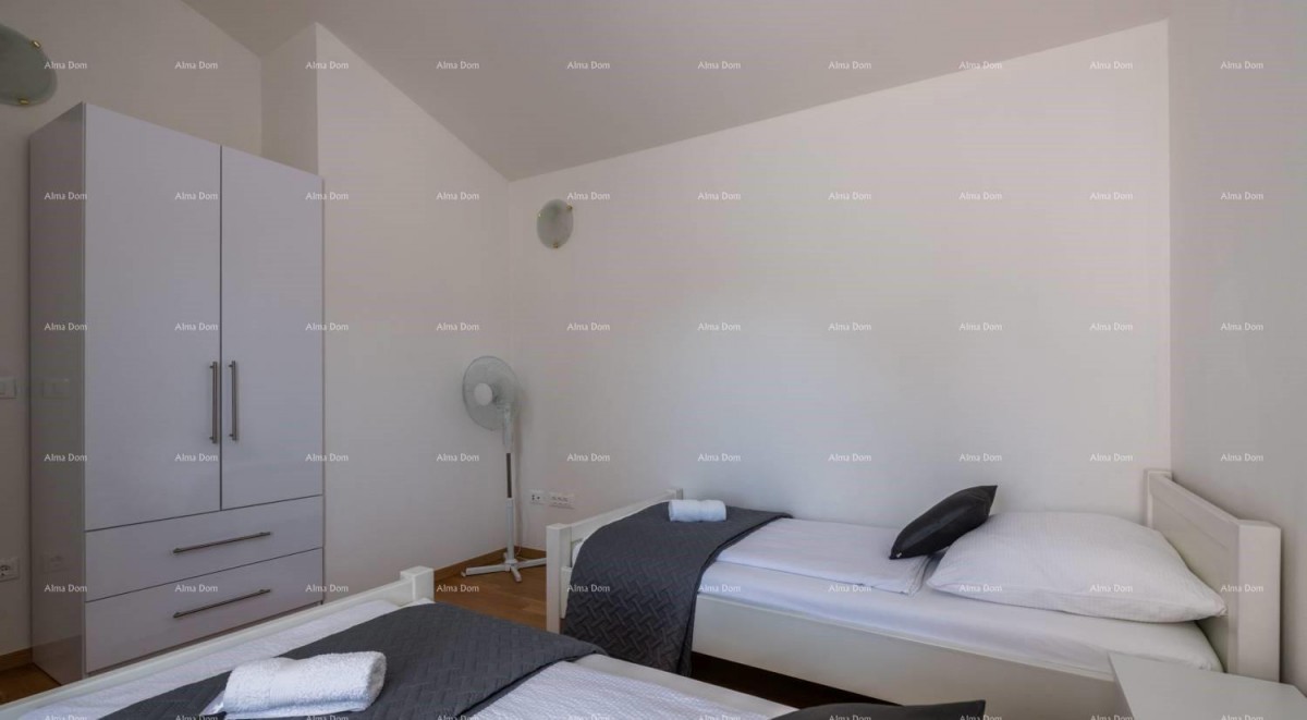 Vila dvojna s bazenom – okolica Poreč 17