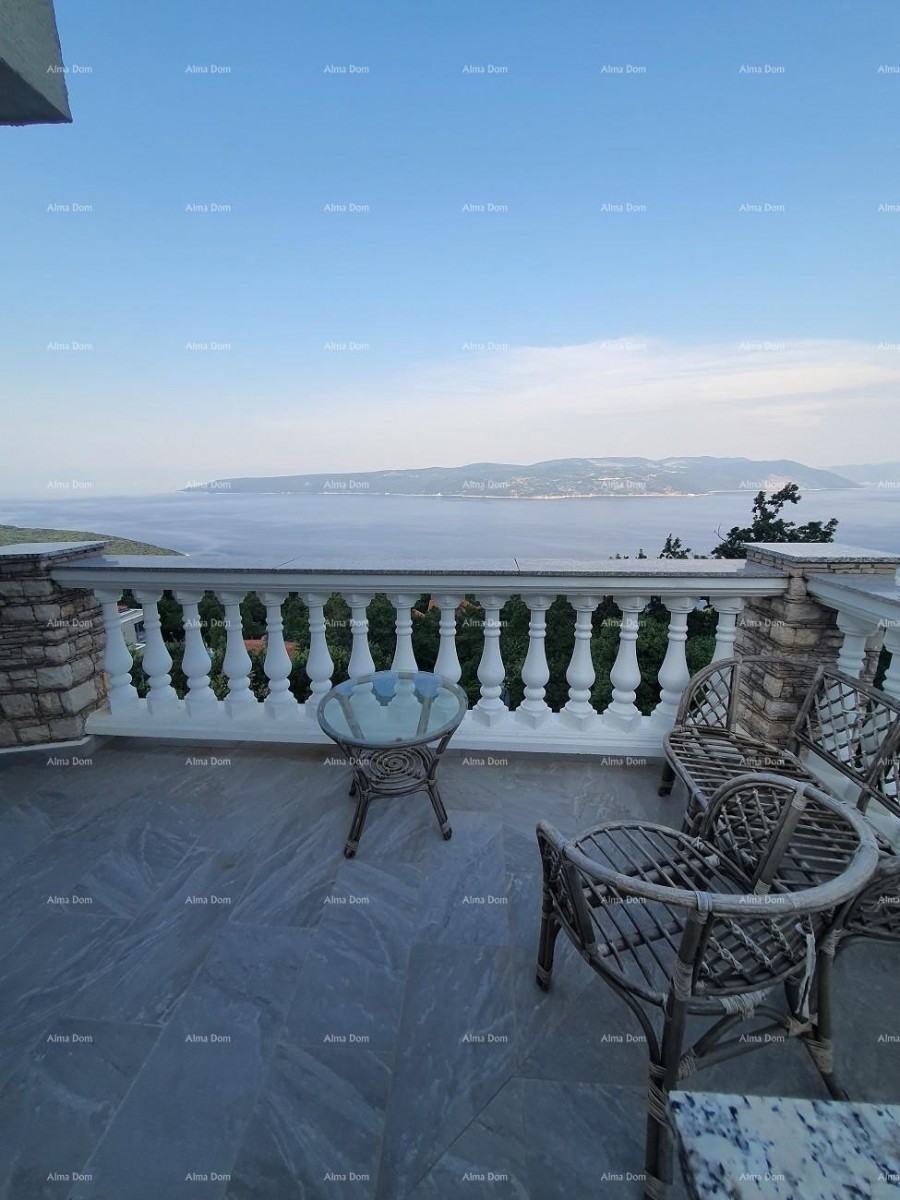 Apartmanska kuća s pogledom na more 1