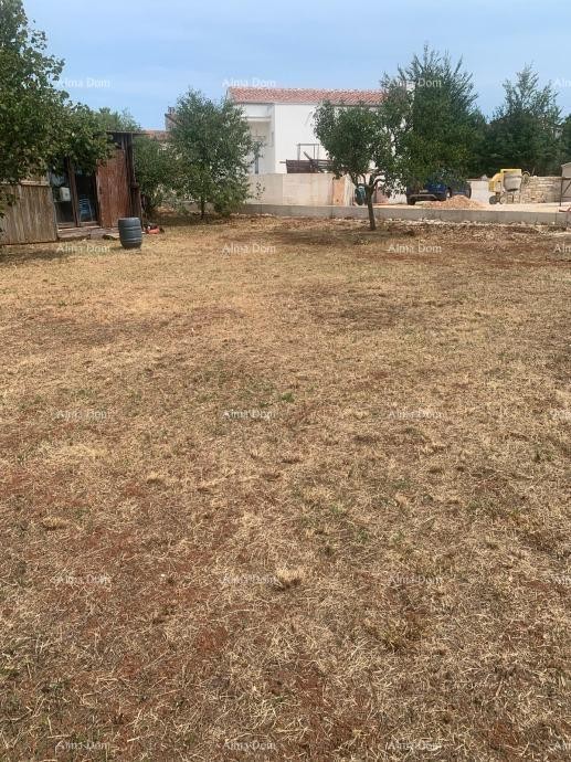 GRADBENIŠKO ZEMLJIŠČE BLIZU BRTONIGLE – 2.470 m² 5