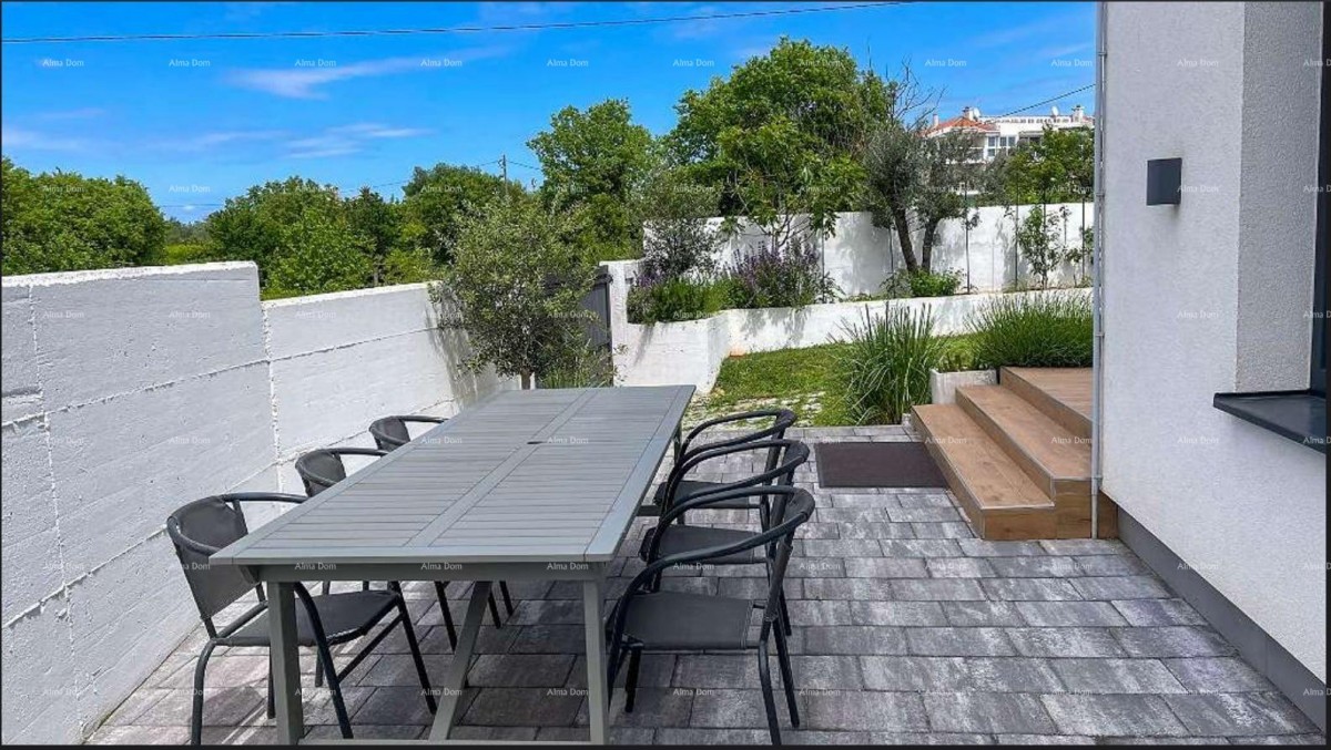 Современная вилла в Истрии с видом на море, крытой террасой и ухоженным садом – 800 м от пляжа 15