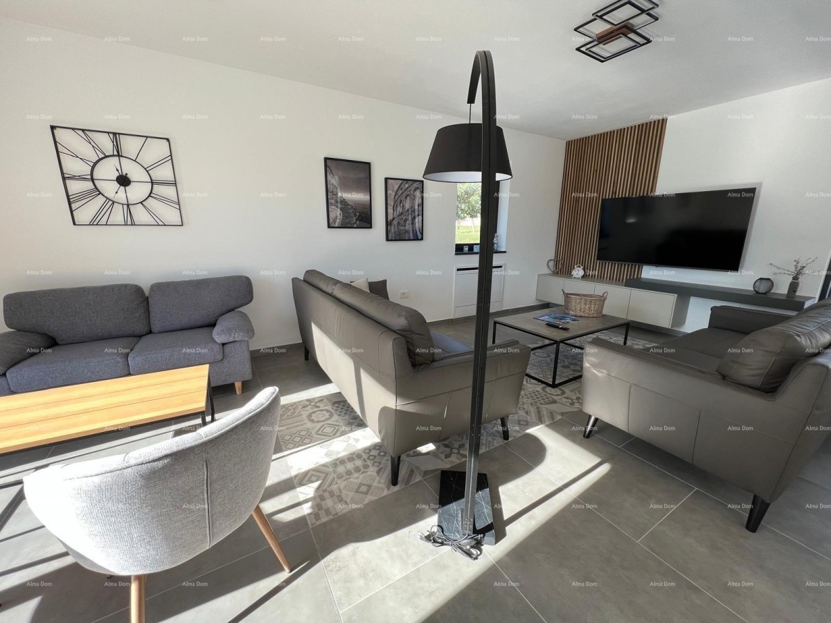 Vendita di una moderna villa con piscina, Svetvinčenat! 4