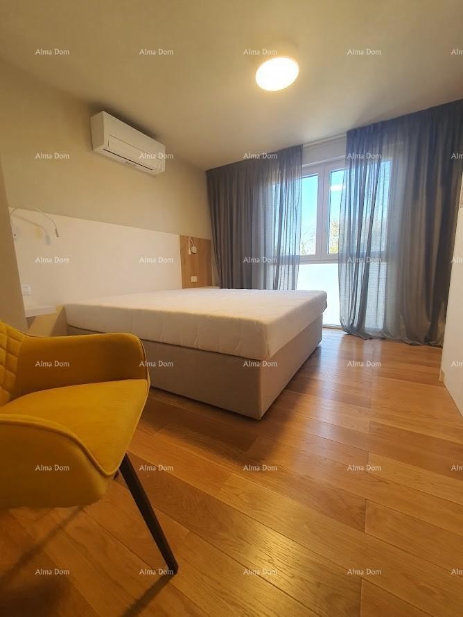 Лабин! Продается прекрасная двухкомнатная квартира с видом на море! 10