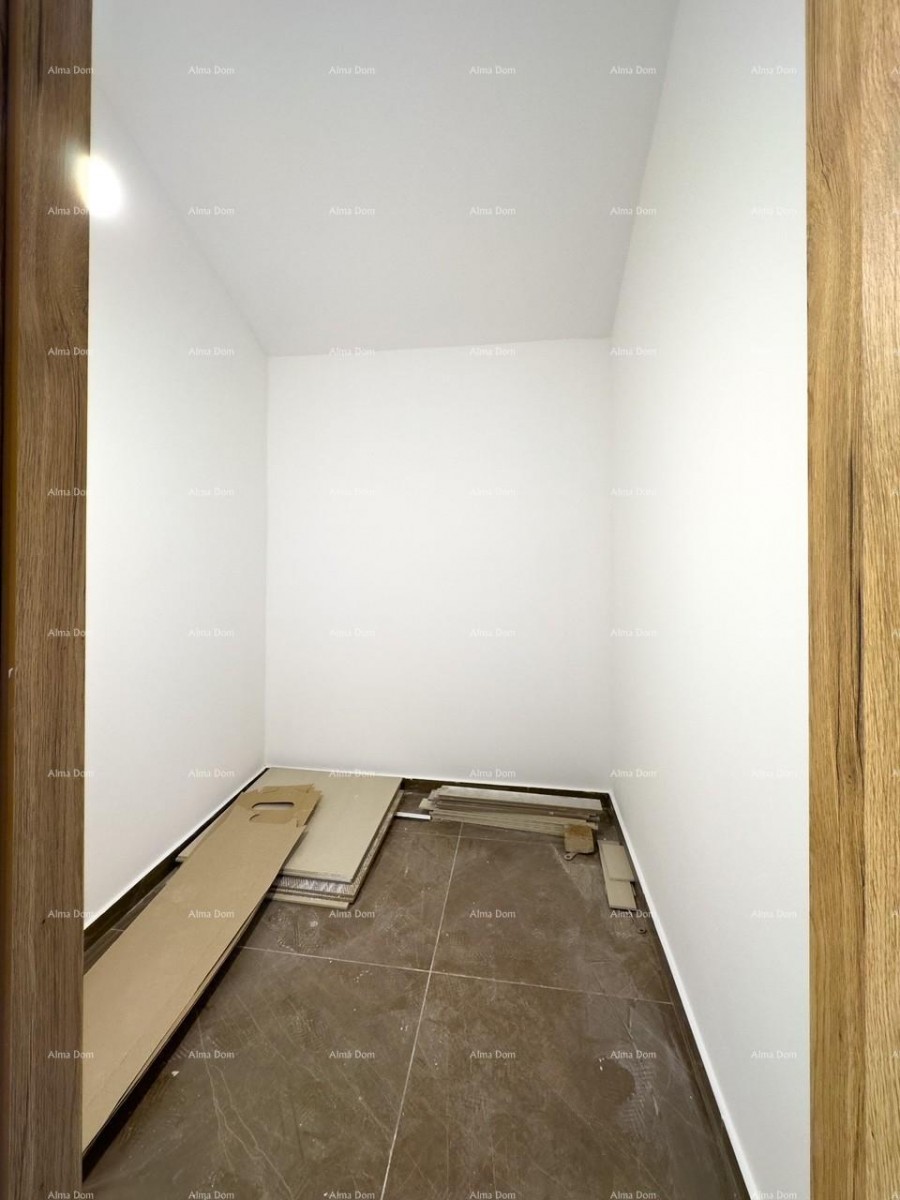 We are selling an apartment with a beautiful view of the sea! Premantura! 13