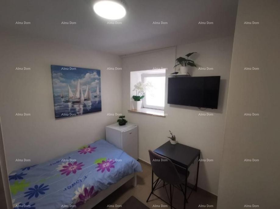 Prodaja - Hiša v centru, le 50 m oddaljena od morja, Umag! 5