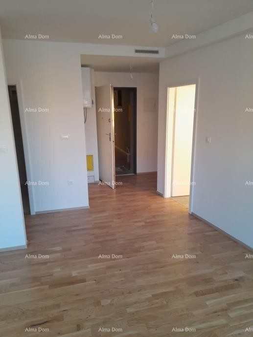 Продажа - квартира с гаражным местом в отличном месте, Пула! 9