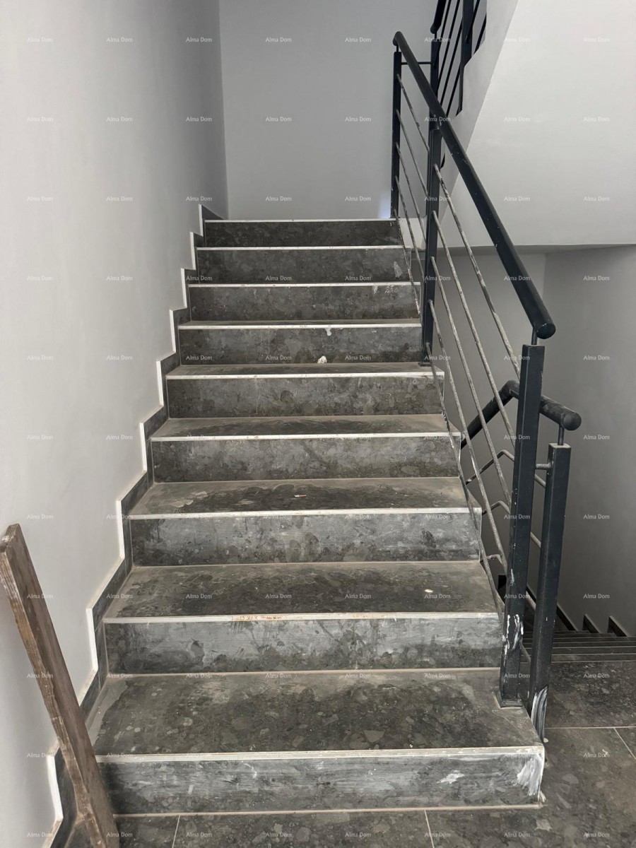 UMAG – New Construction! Apartment in a Modern Residential Complex, 1-08 15