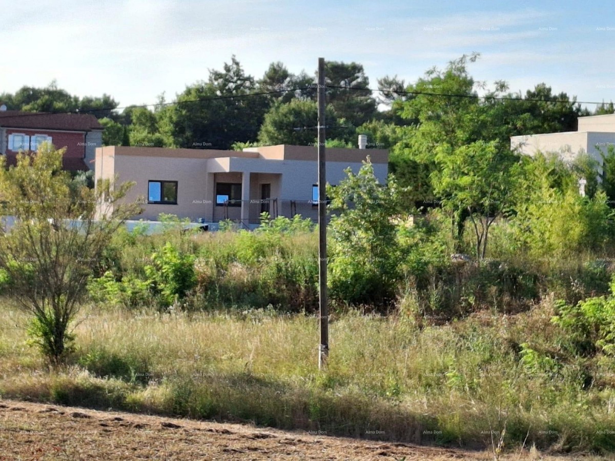 High-quality single-family house with swimming pool and fenced garden for sale, Svetvinčenat 3