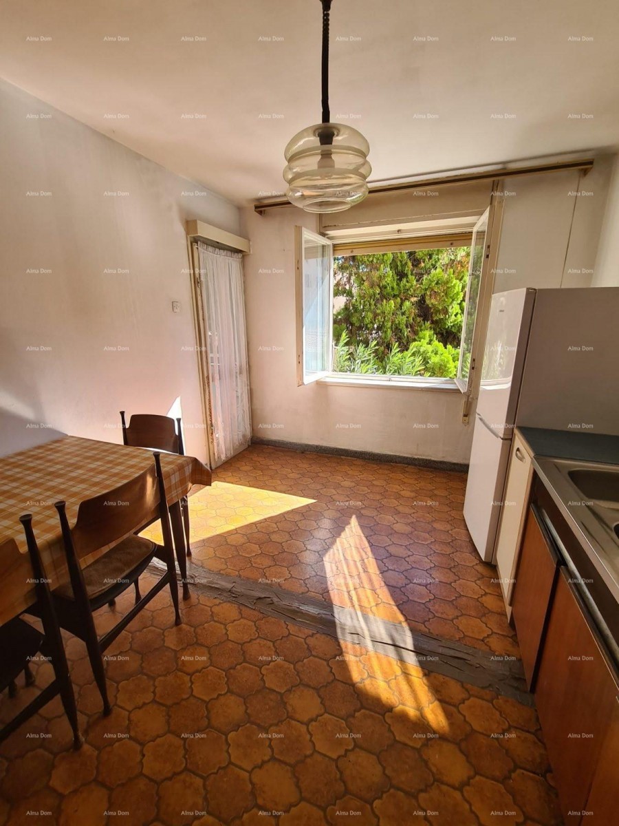 Chestnut. Apartment for sale in an excellent location, Pula! 33