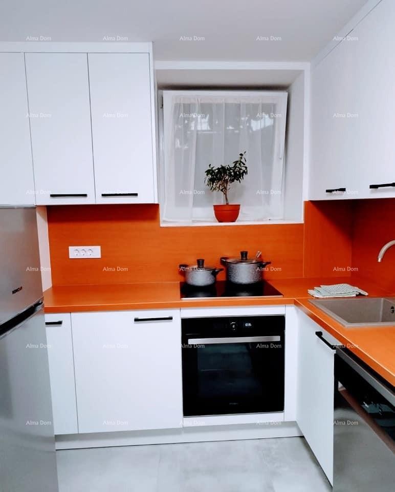 Prodamo družinsko hišo, Valtura 5