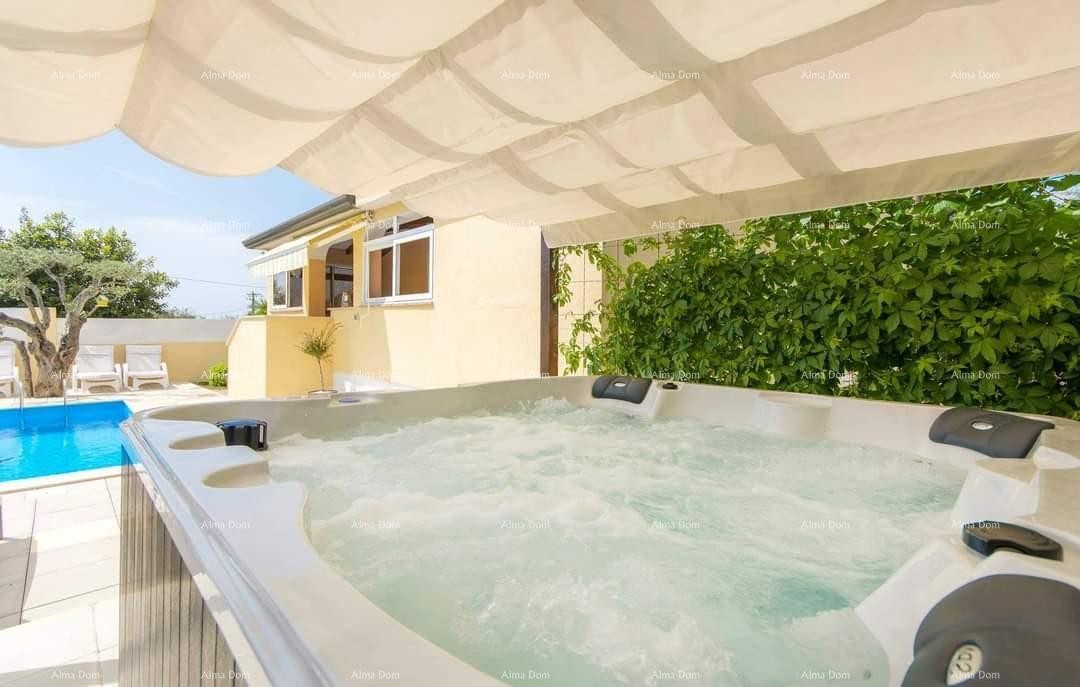 Casa con piscina a Poreč! 6