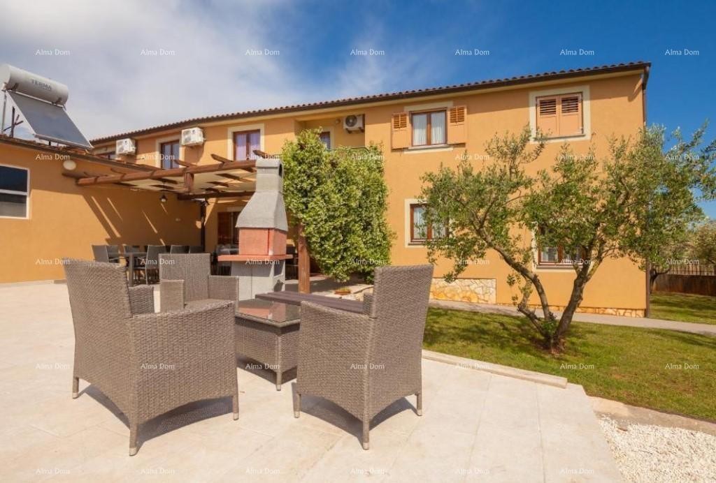 A beautiful villa with a pool in Banjole is for sale 9