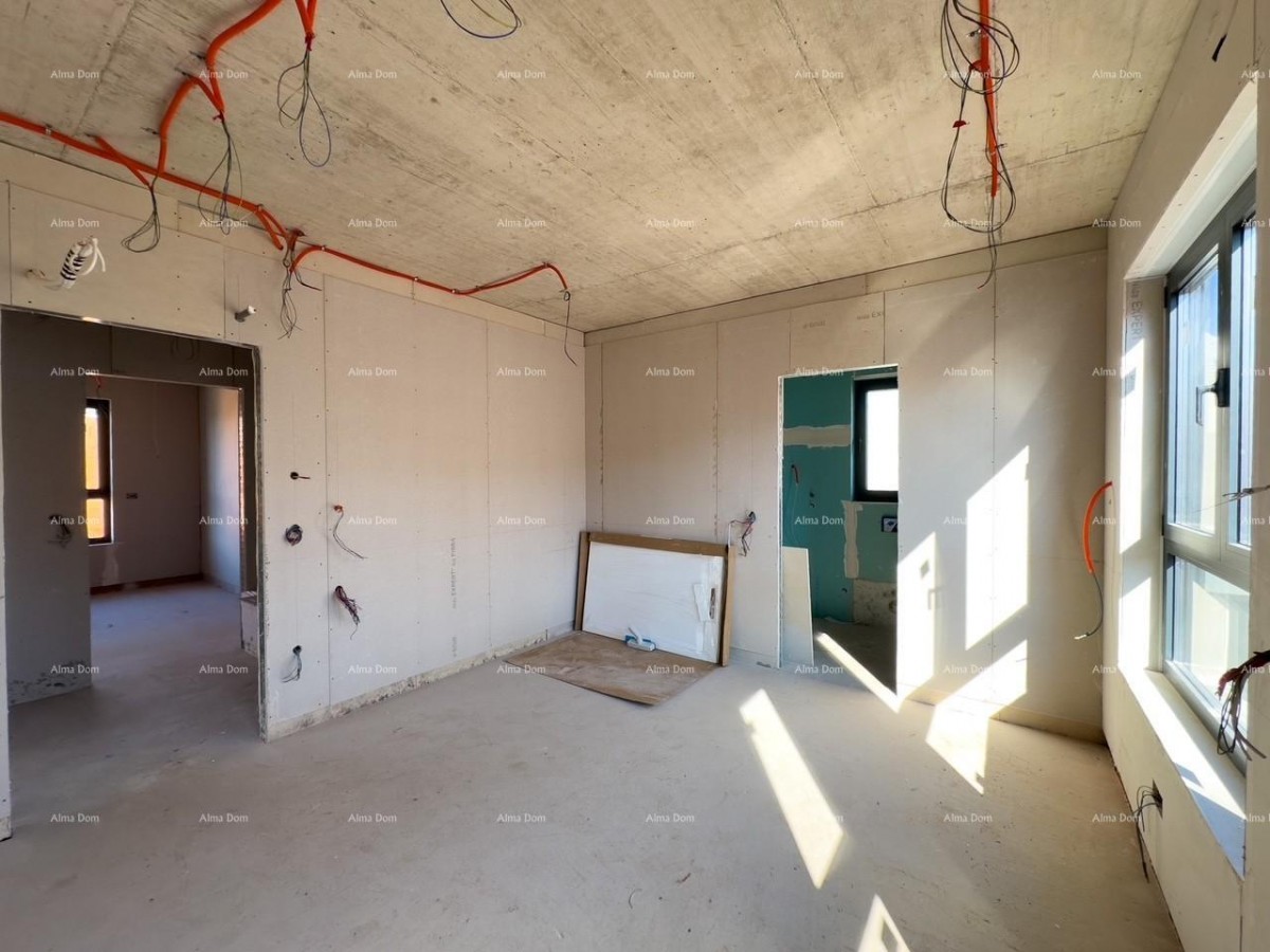 Prodajemo stan na drugom katu male zgrade!  Štinjan. 10