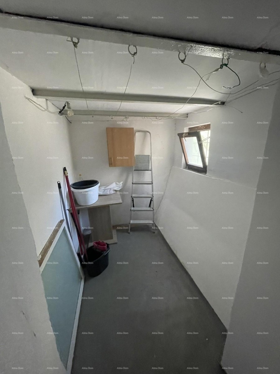 Appartamento arredato di 45 m2 al piano terra nel centro di Pola 17