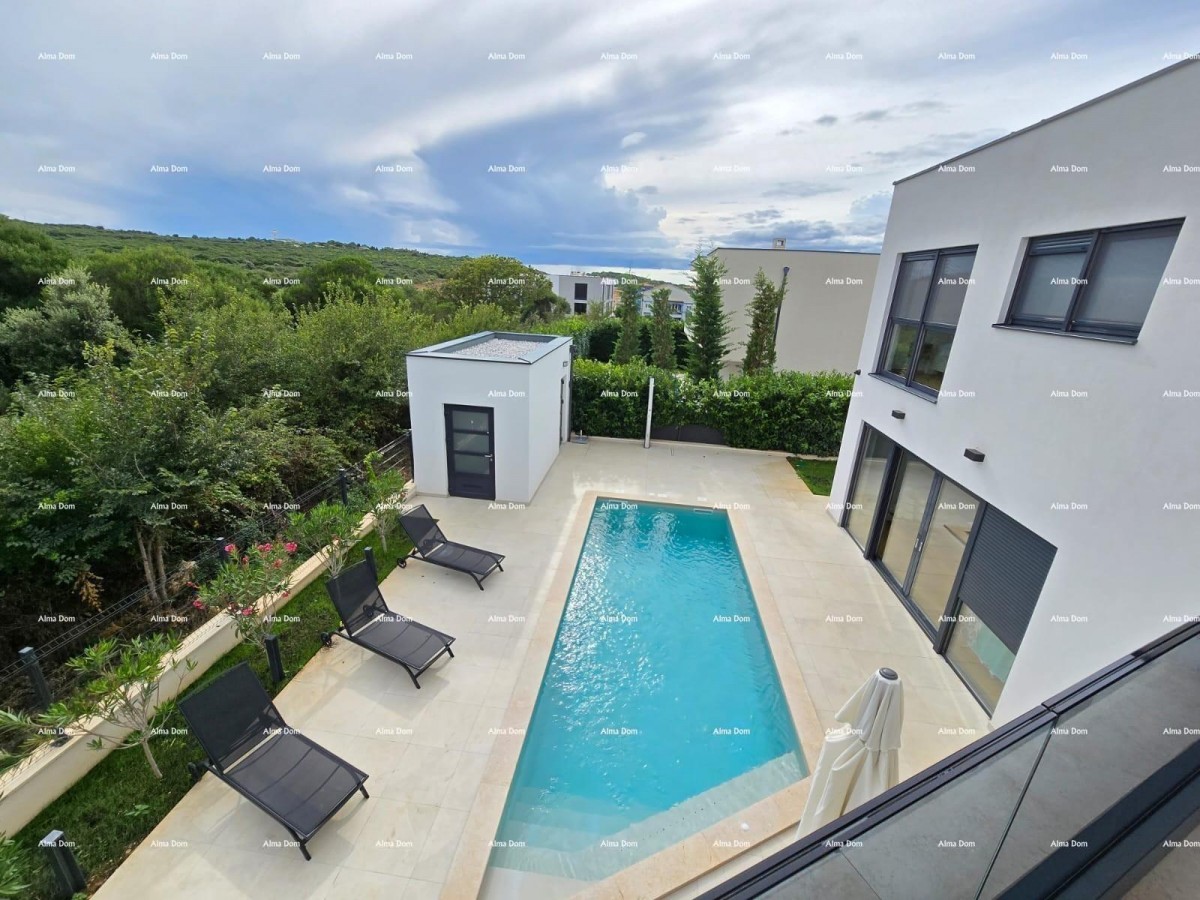 Savršena obiteljska kuća s bazenom u Banjolama, blizu plaže i prirode 34