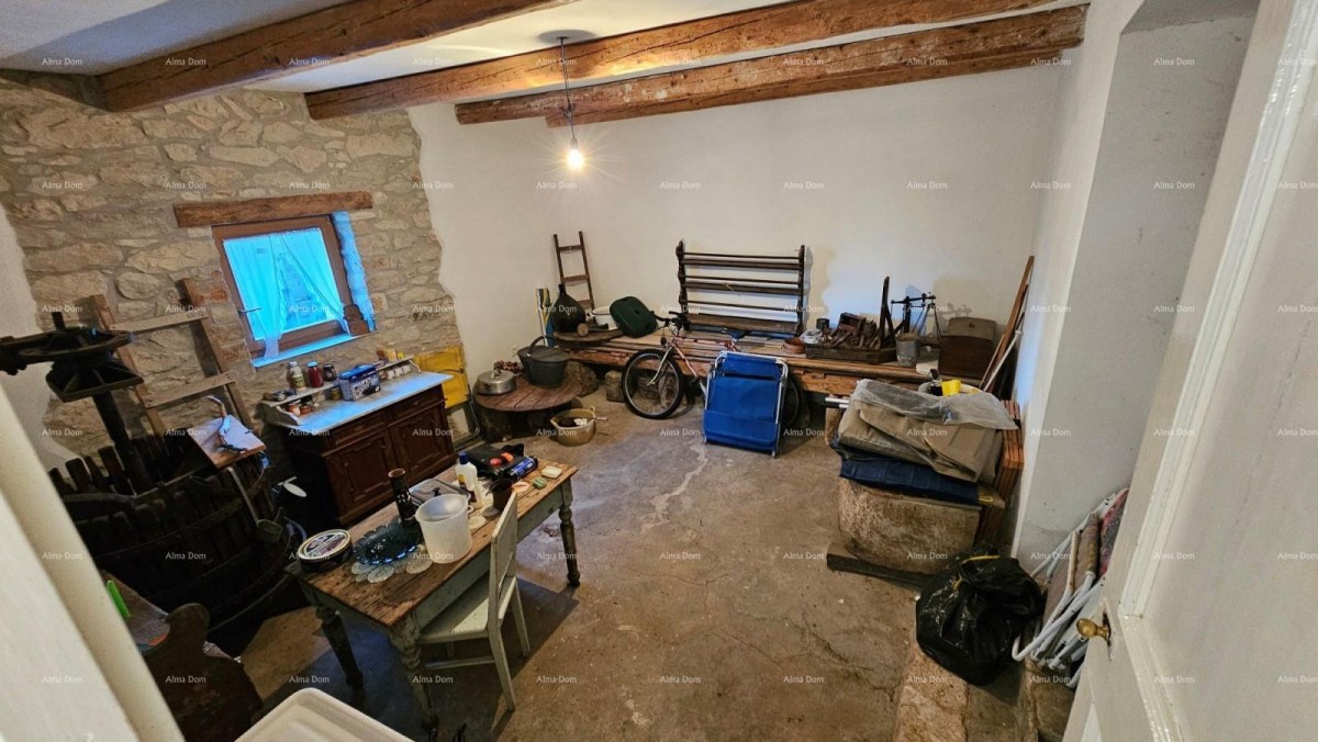 Продажа - аутентичная каменная casa с 2 вспомогательными постройками и просторным двором, Бртонігла! 9