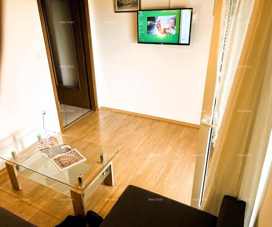 Prodaje se kuća, 170 m2, Karojba 9
