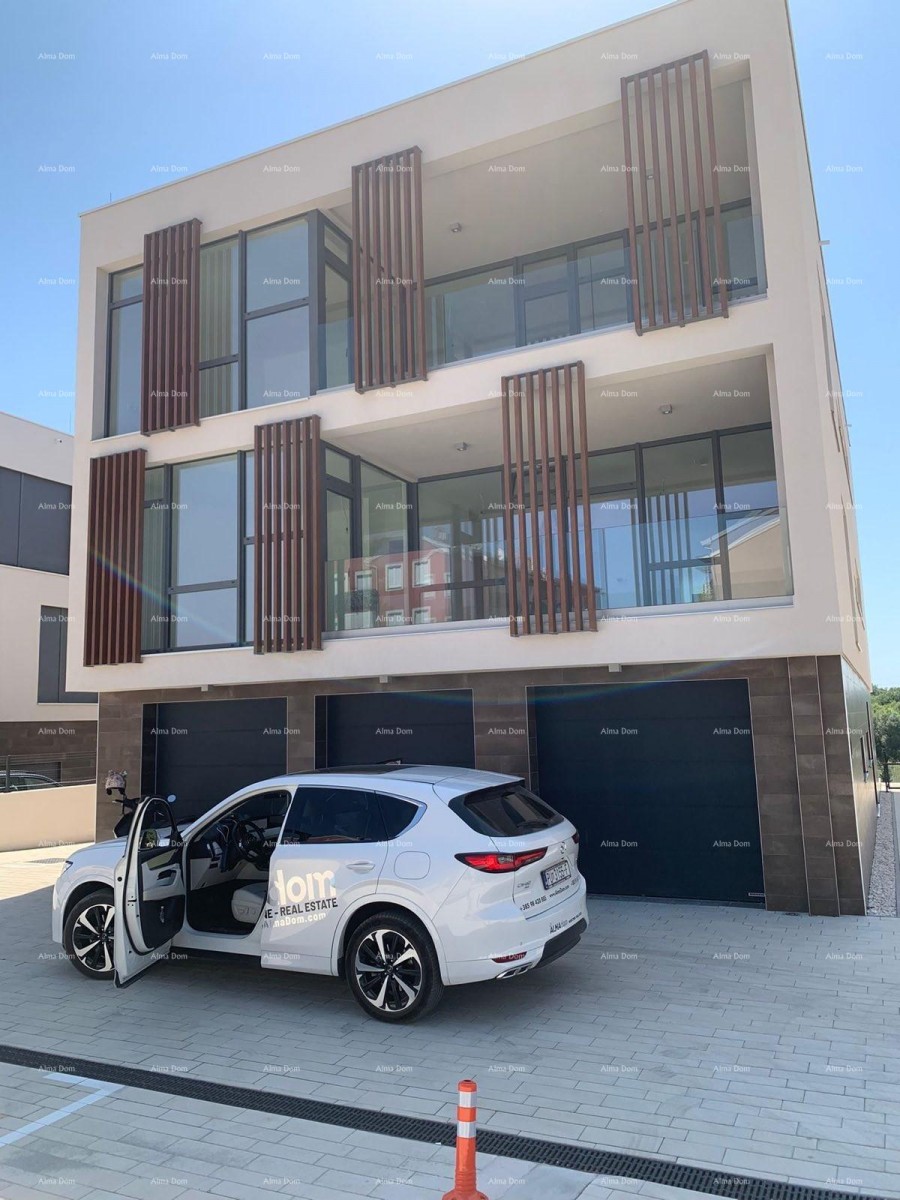 Nuovo, moderno complesso residenziale, Rovigno! Appartamento su due piani con posto auto e garage! B1/A 10