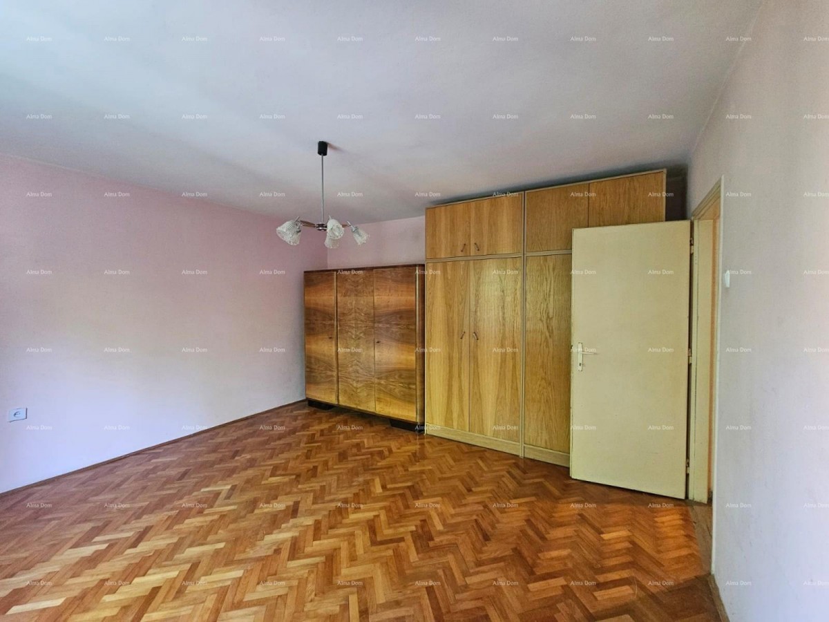 Chestnut. Apartment for sale in an excellent location, Pula! 12