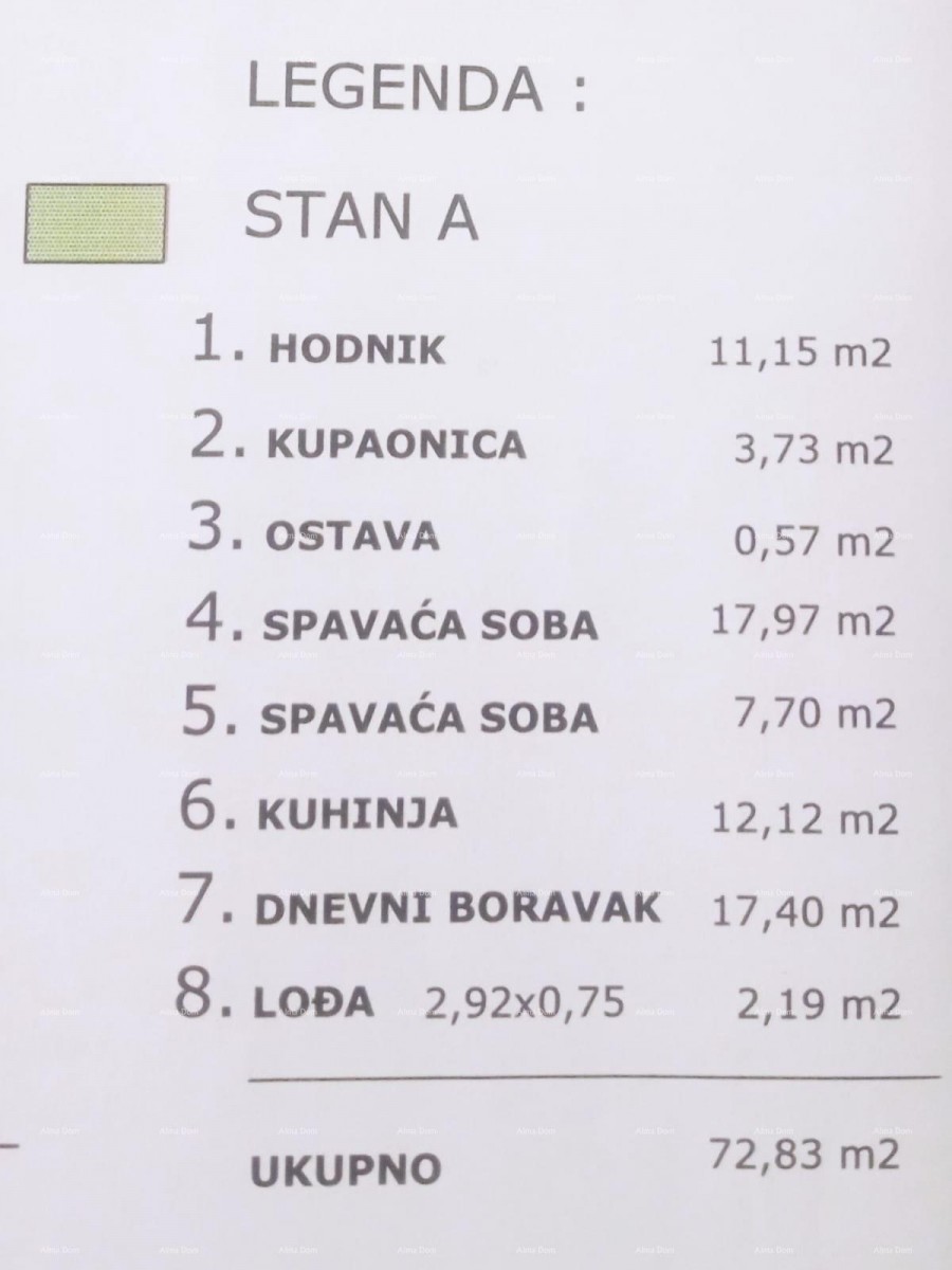 Pula – renoviran dvosobni stan u centru, 72,83 m². Stan se nalazi na glavnoj  tržnici. 22