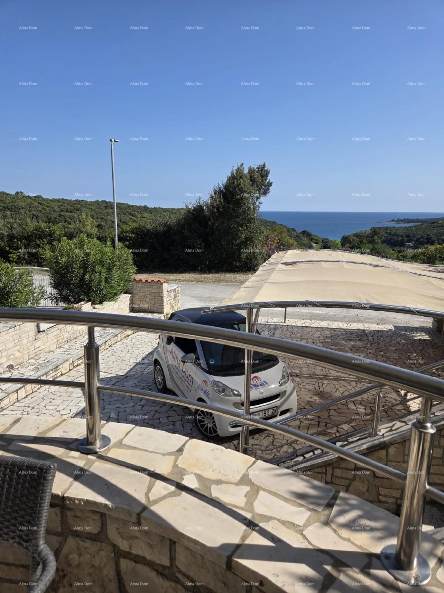 Prodaja šarmantnega stanovanja v pritličju, 60 m², Duga Uvala 22