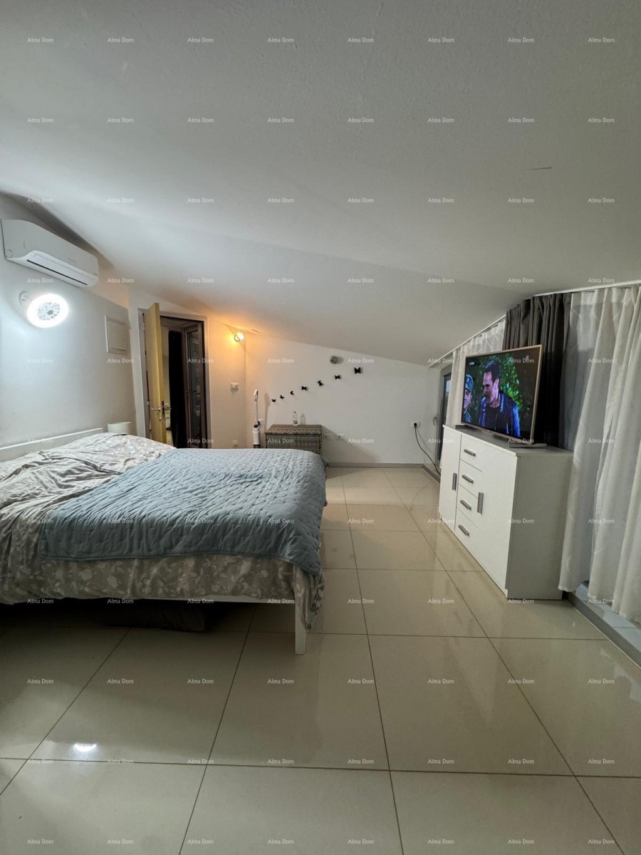 Новиград, с одной спальней. Здание с лифтом. 11