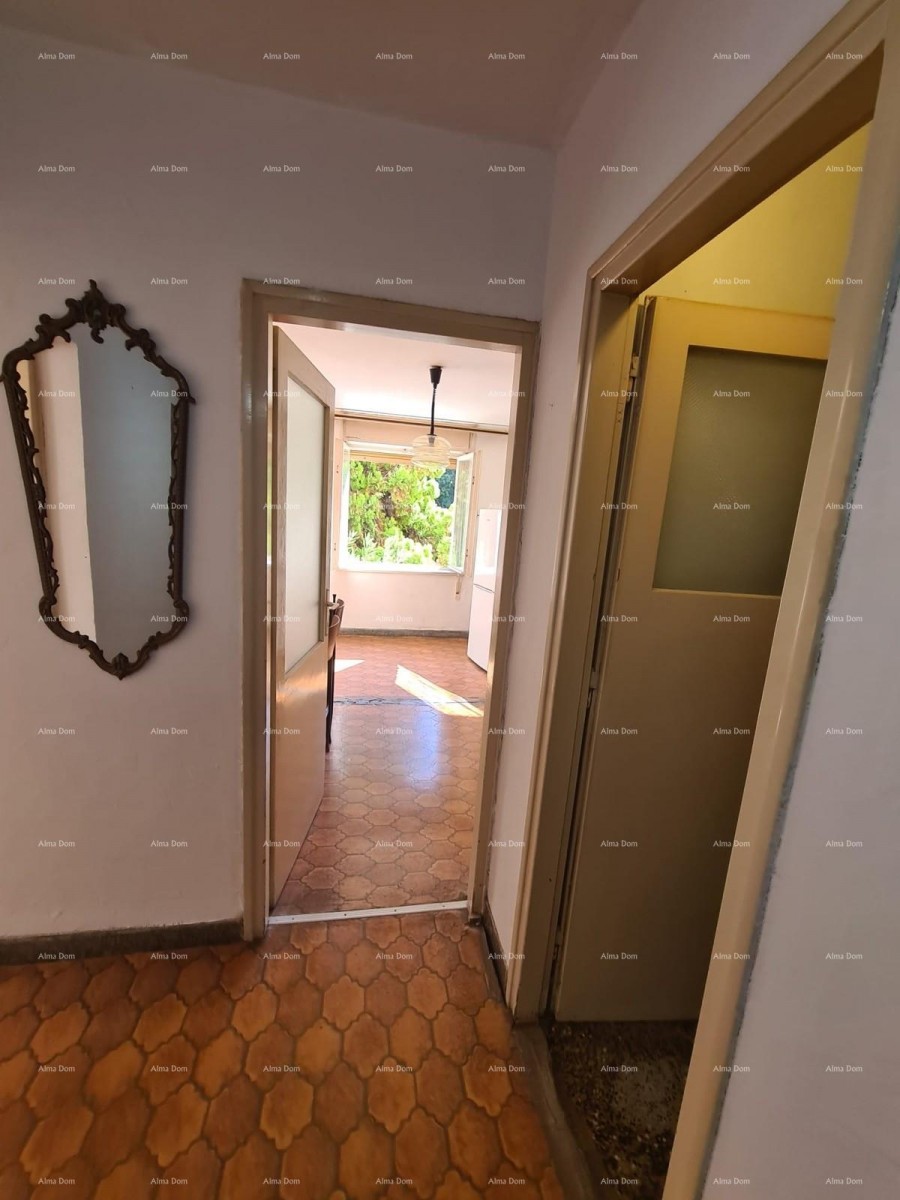 Chestnut. Apartment for sale in an excellent location, Pula! 32