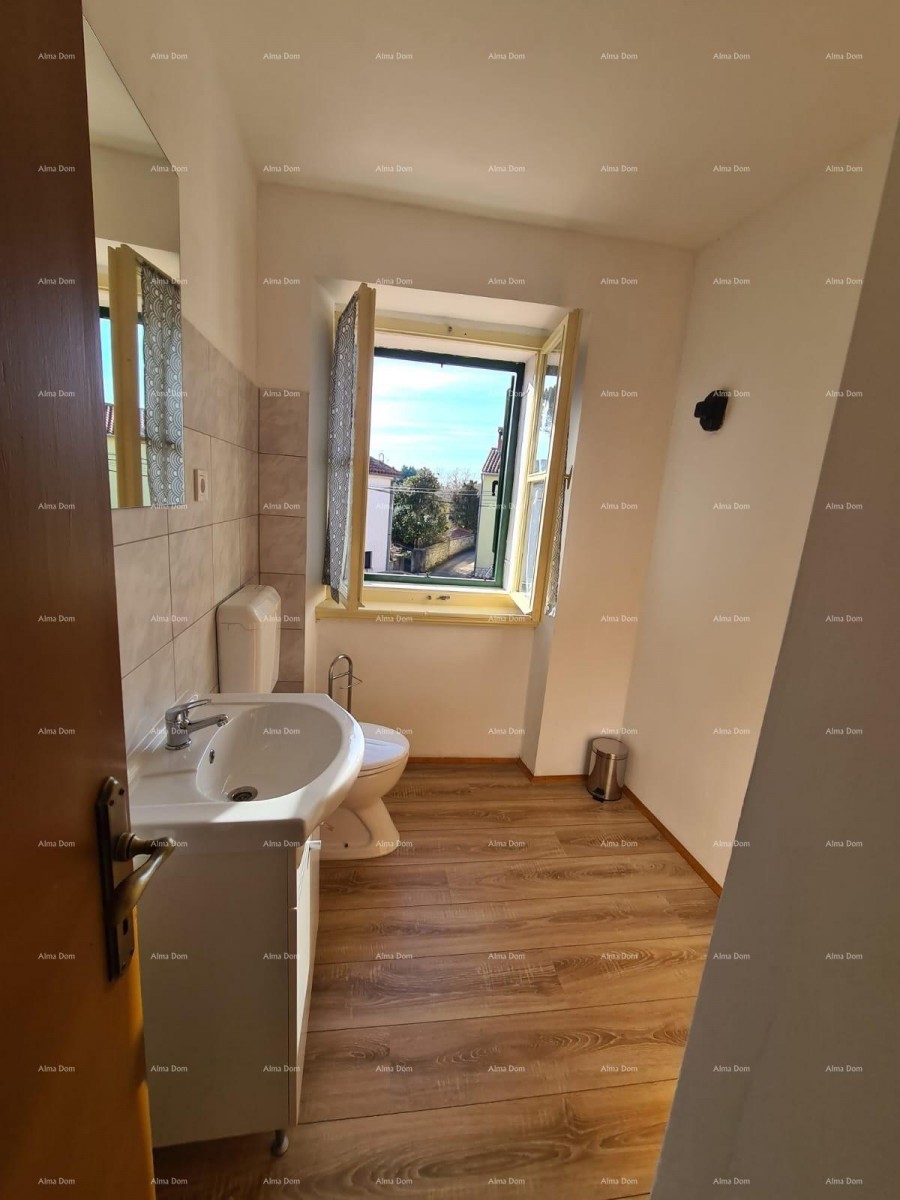 Sale! Two renovated Istrian houses in Marčana. 28