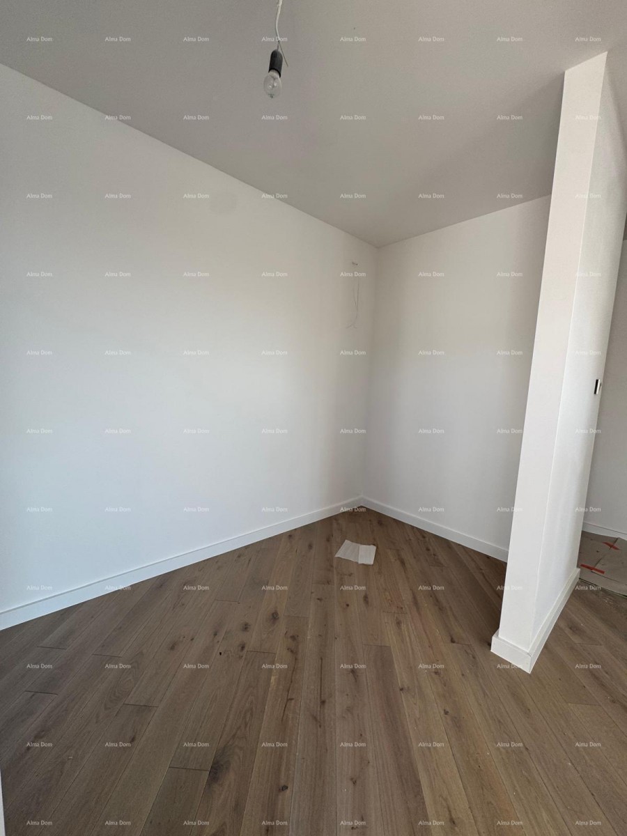 Appartamento in vendita a Rovigno con vista mare 16