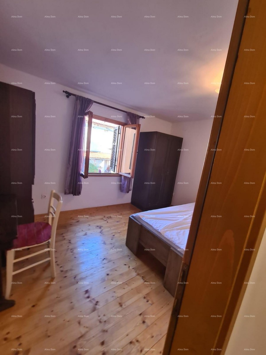 Sale! Two renovated Istrian houses in Marčana. 31