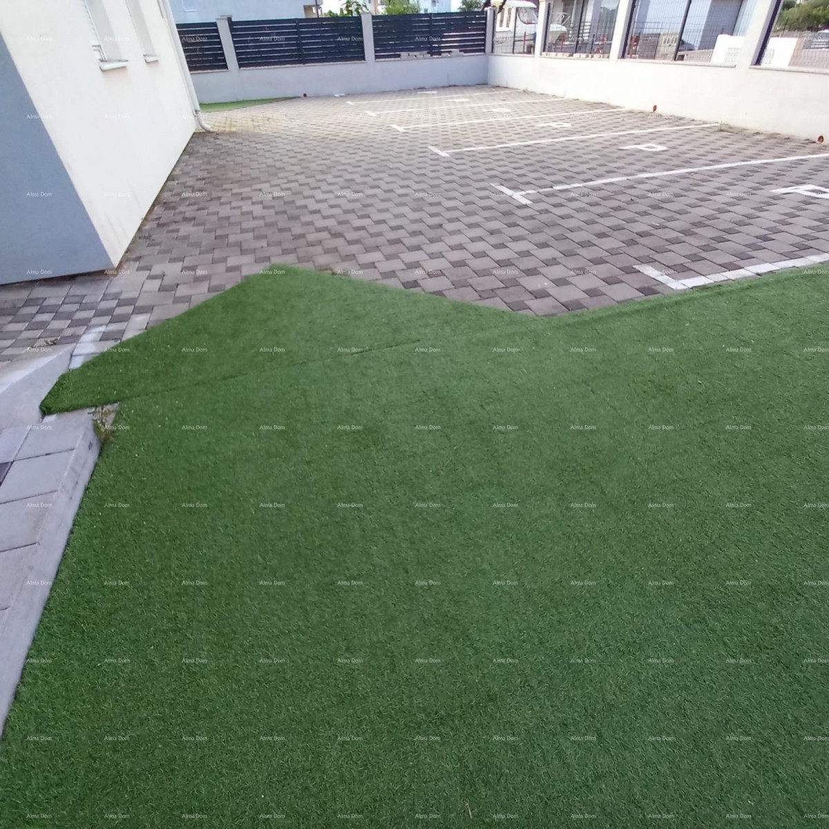 Продажа меблированной квартиры с парковочным местом в отличном месте, Фажана! 16