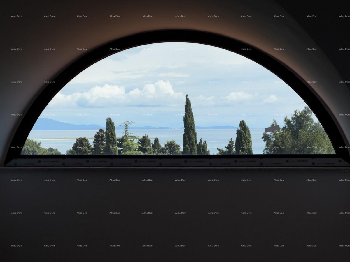 We are selling an apartment with a beautiful view of the sea! Premantura! 22