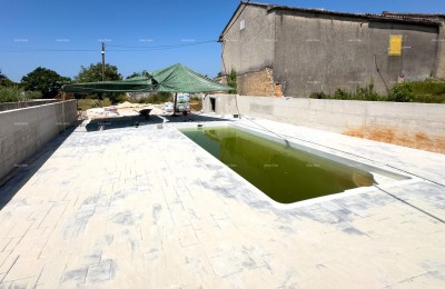 Продается отремонтированный истрийский каменный дом в окрестностях Жминя