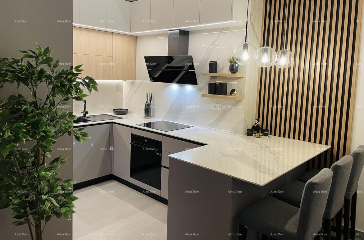 Продам современную квартиру в новостройке, Умаг! 2