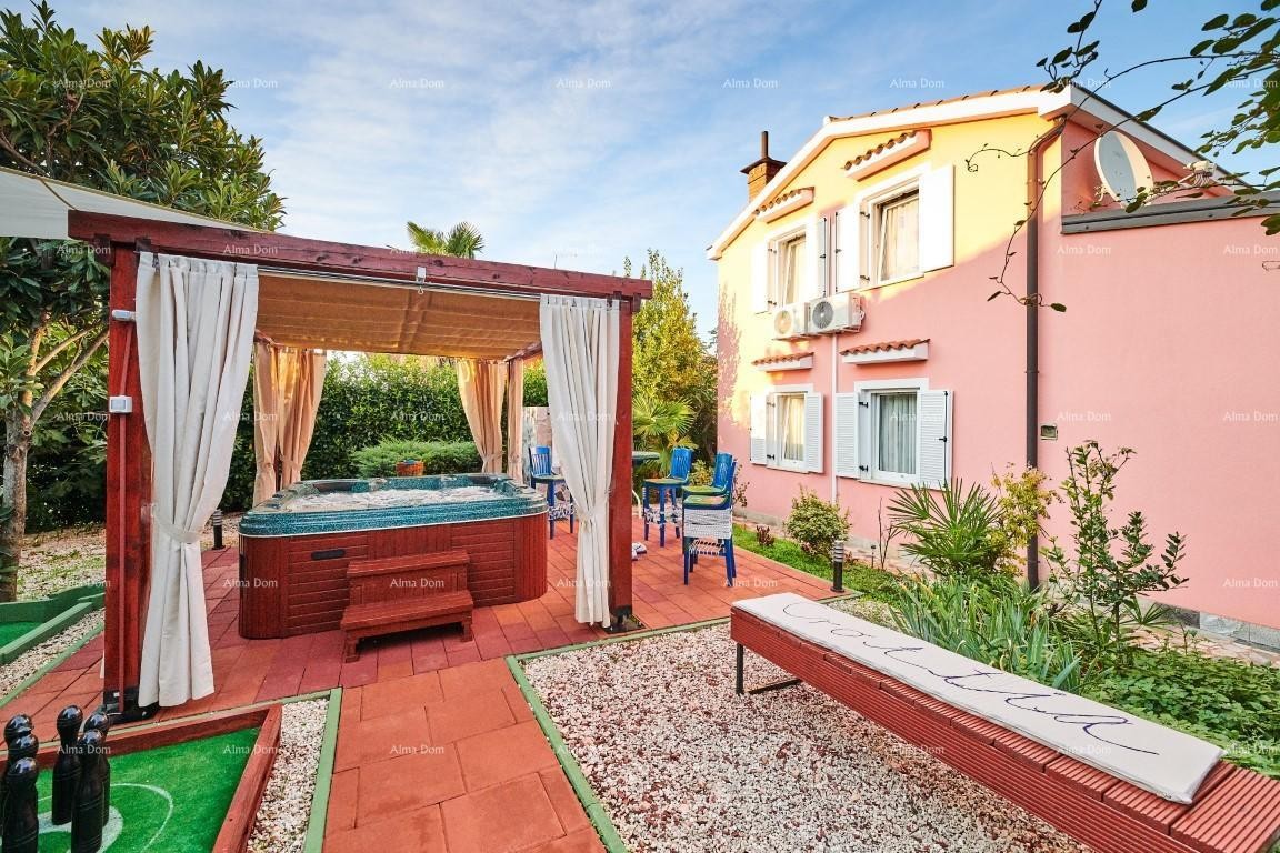 Hiša, blizu mesta Umag. 2